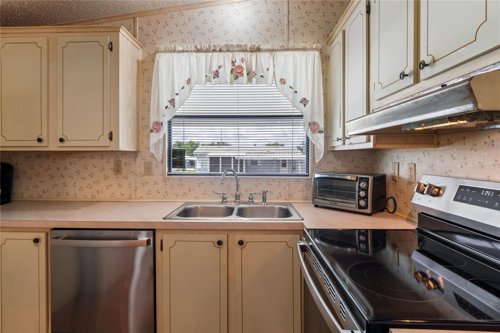 SPANISH TRAILS WEST RESIDENTIAL COOPERATIVE - Residential