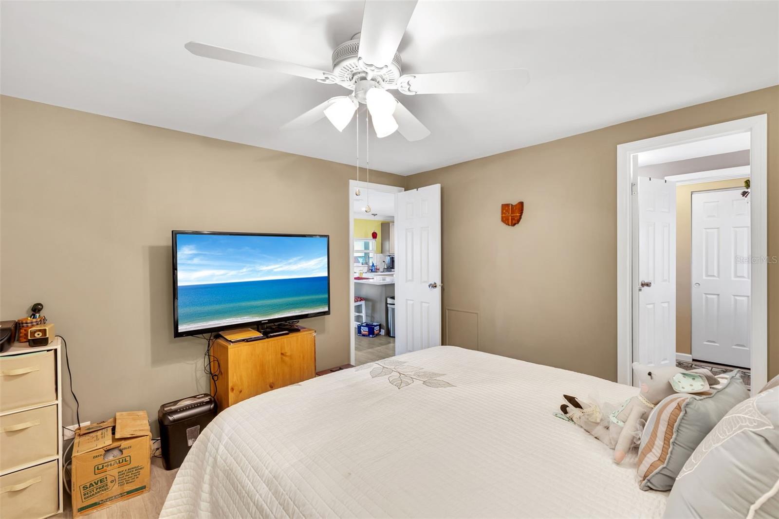 LA CASA MHP CO-OP - Residential