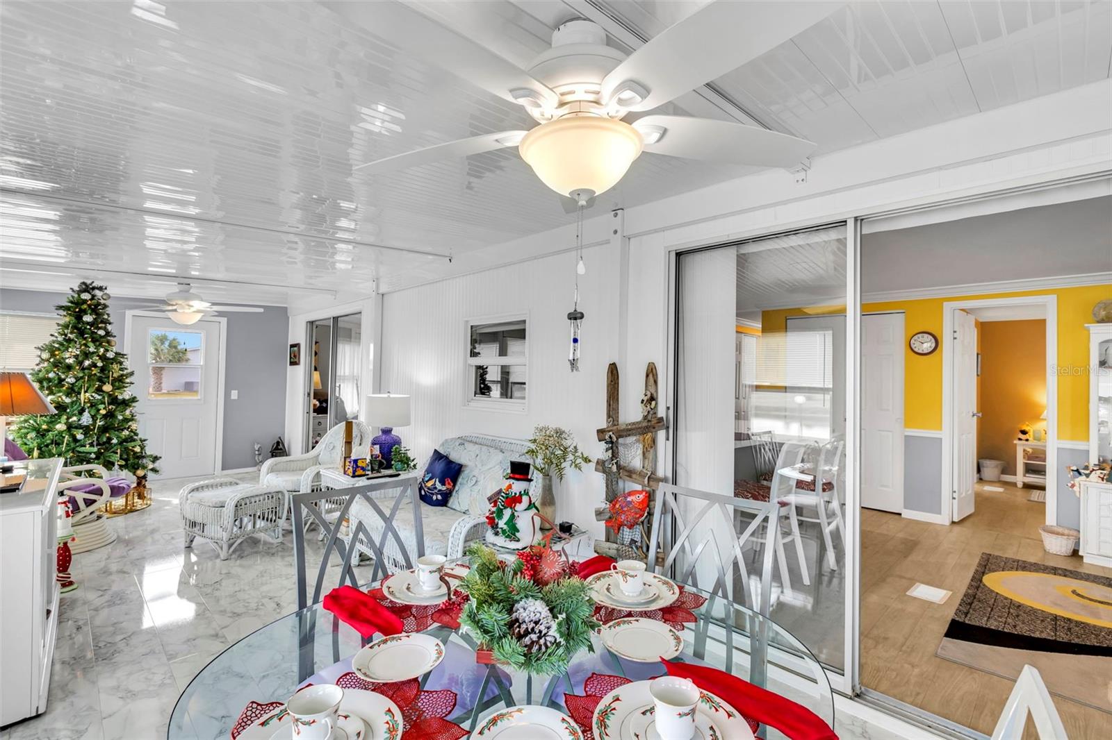 LA CASA MHP CO-OP - Residential