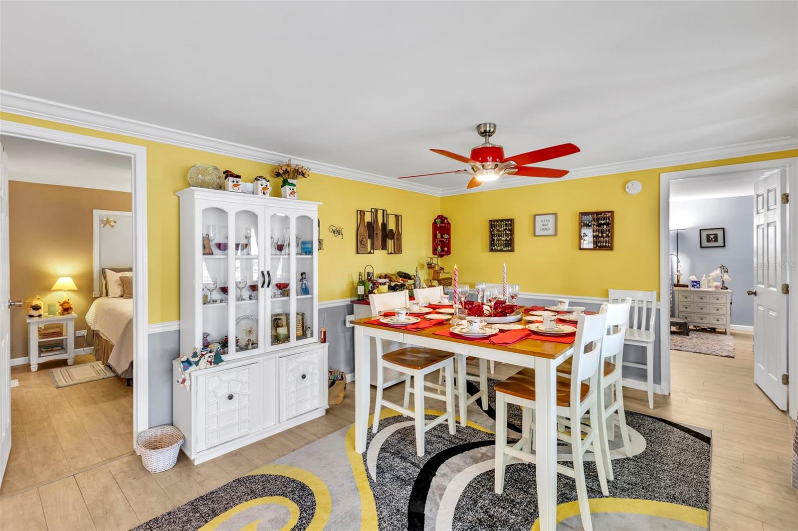 LA CASA MHP CO-OP - Residential