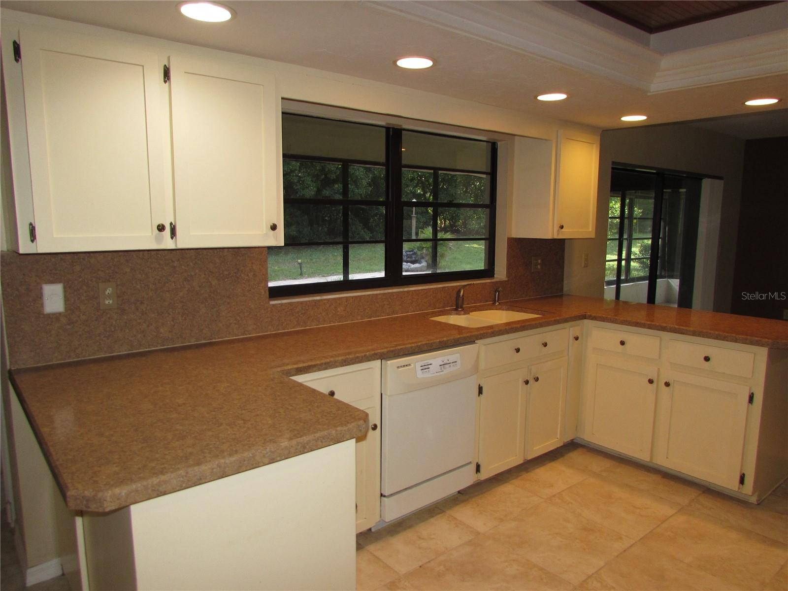 RAINBOW SPRINGS COUNTRY CLUB - Residential