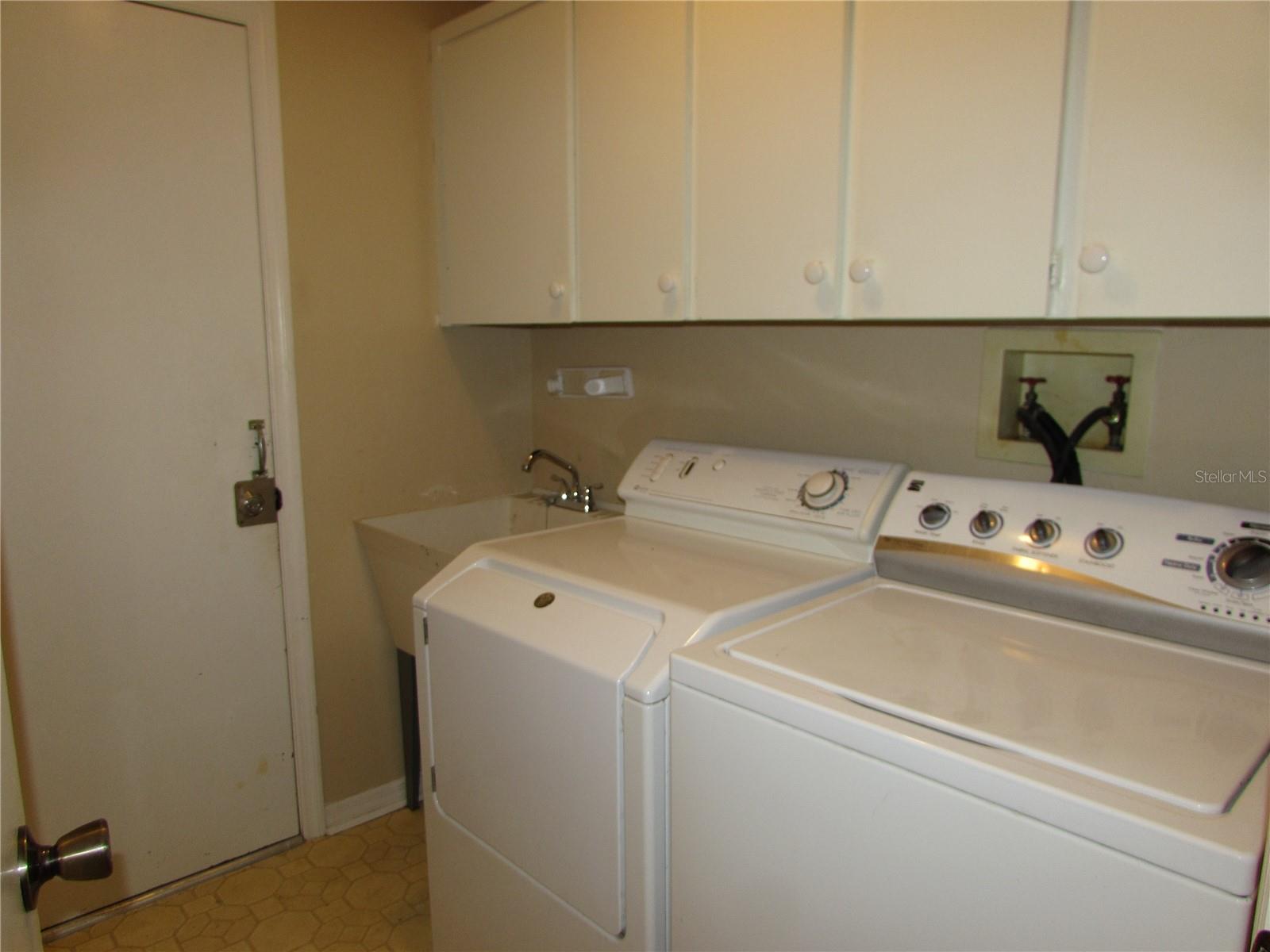 RAINBOW SPRINGS COUNTRY CLUB - Residential