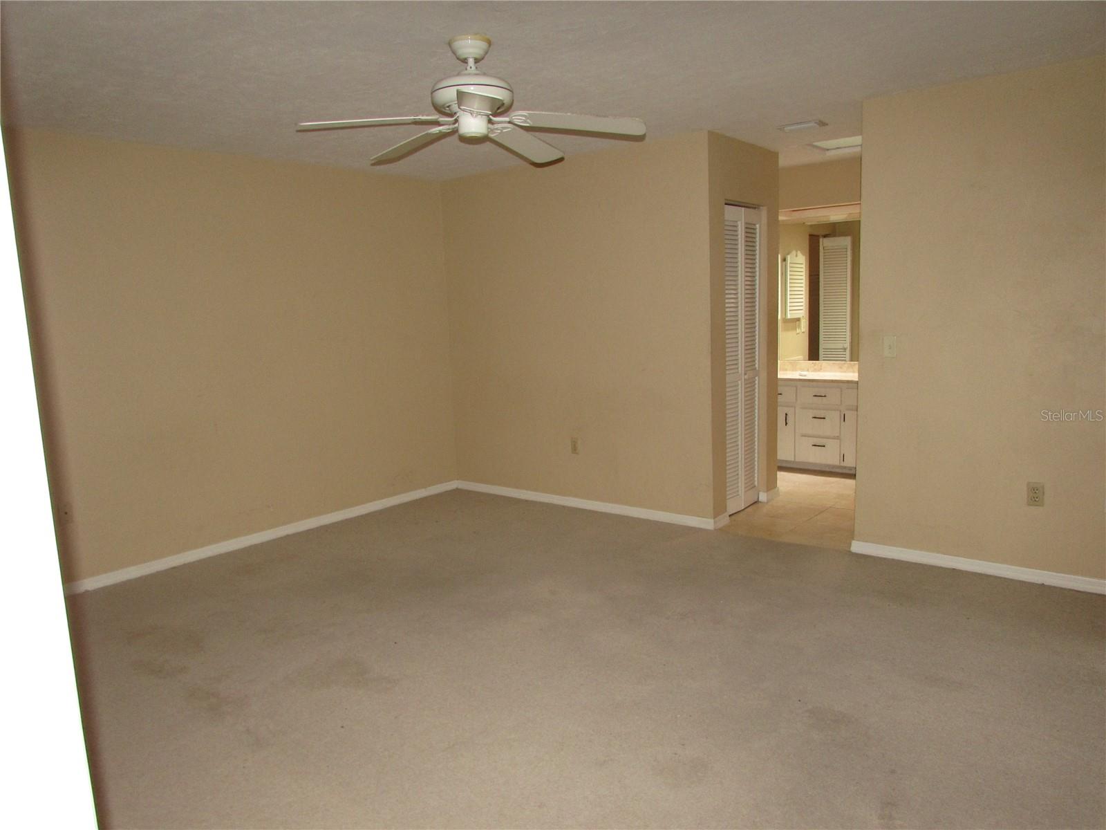 RAINBOW SPRINGS COUNTRY CLUB - Residential