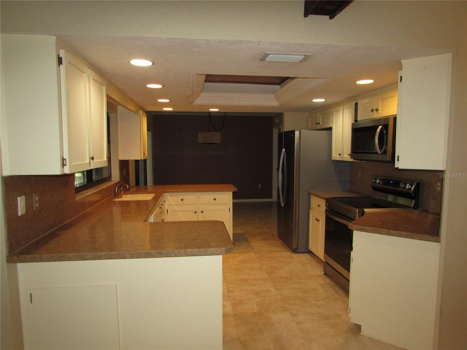 RAINBOW SPRINGS COUNTRY CLUB - Residential