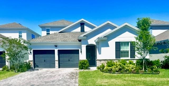 Stunning Brand-New 2024 Upgraded Home in Hartwood Landing!
This beautifully upgraded, carpet-free home is located in the highly sought-after Hartwood Landing community, ideally situated just across from Imagine Charter School and minutes from the vibrant Horizon West area. Enjoy unbeatable access, just 10 minutes to Downtown Clermont, 15 minutes to Winter Garden Village and Historic Downtown Winter Garden, as well as Sunset Walk. The home is also adjacent to the upcoming Olympus Wellness and Sports Campus, a major new development that adds even more value to the location.
The floor plan is thoughtfully designed for families, especially those with little ones. The main level features:
Four spacious bedrooms, including a luxurious primary suite with dual walk-in closets and a double vanity bathroom
Two full bathrooms and one half-bath
A separate dining room and living area, ideal for entertaining
A gourmet kitchen with modern gray cabinetry, quartz countertops, and an oversized island perfect for gatherings, holidays, or special occasions
Upstairs, you’ll find:
A versatile loft area
One additional full bathroom
A cozy fifth bedroom, ideal for a guest room or home office
High-speed internet is included in the rent.
Community amenities include:
Resort-style pool and cabana
Walking trails
Parks and green spaces