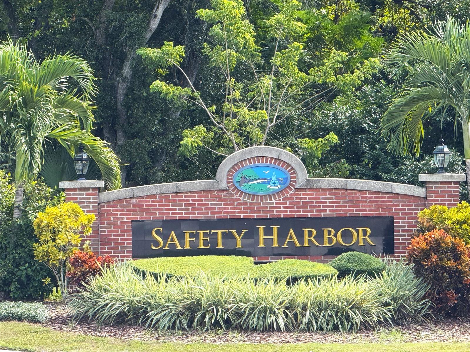 VILLAGE OF SAFETY HARBOR - Residential