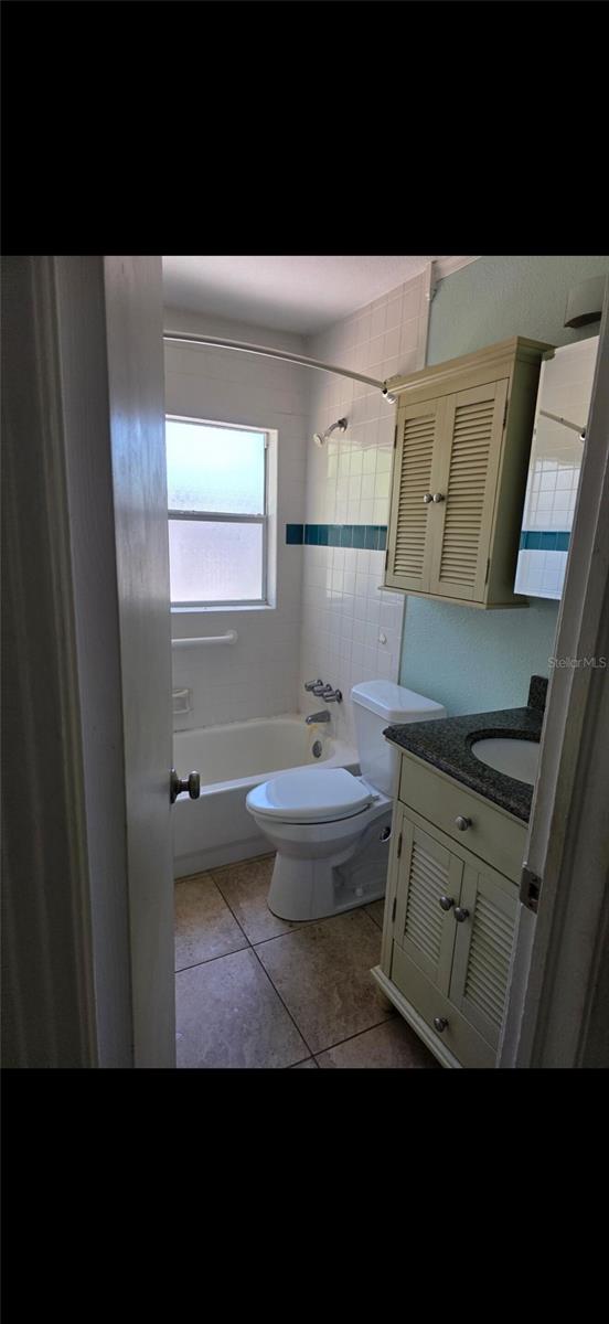 LAUREL TERRACE - Residential