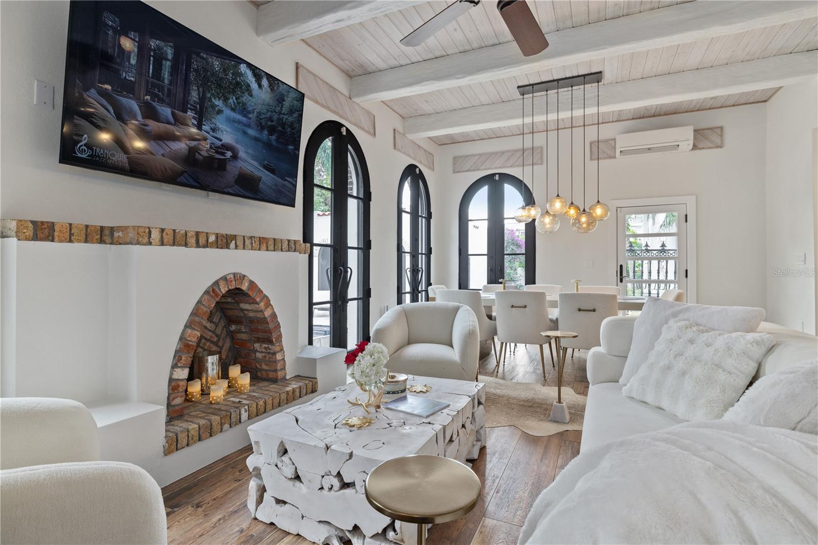 220 14TH AVENUE N