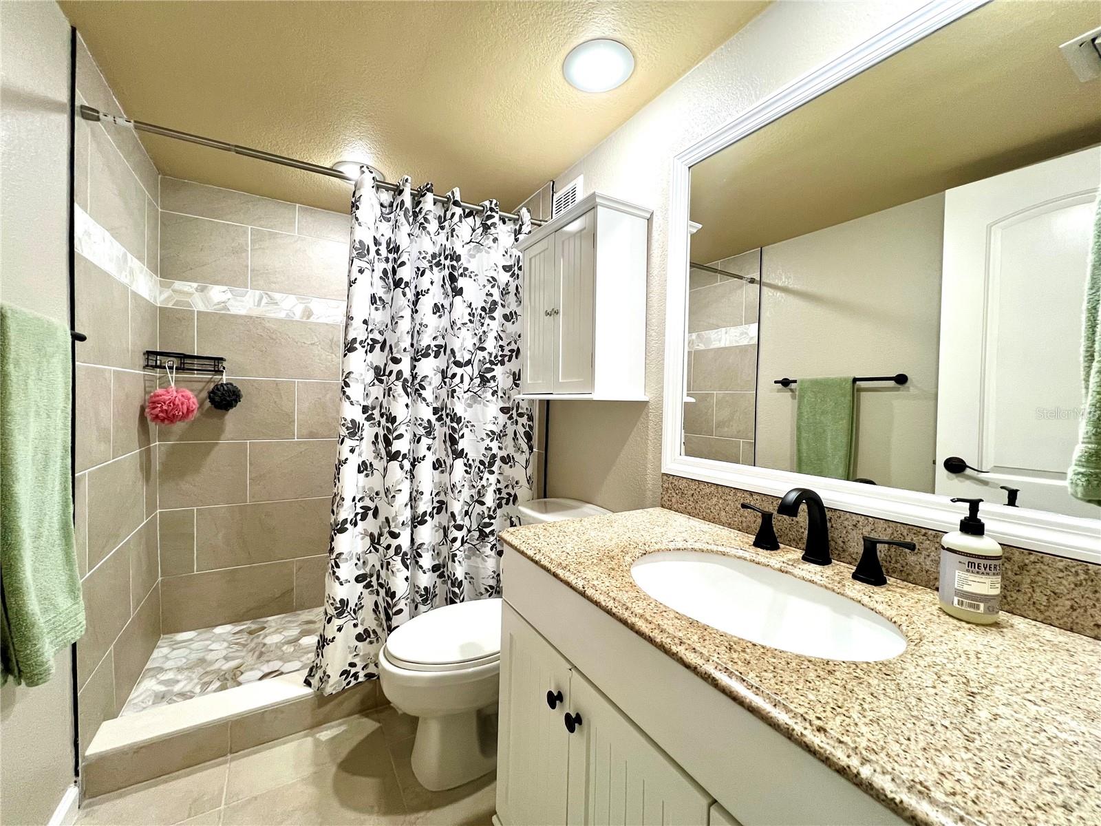 HAMMOCK PINE VILLAGE - Residential Lease