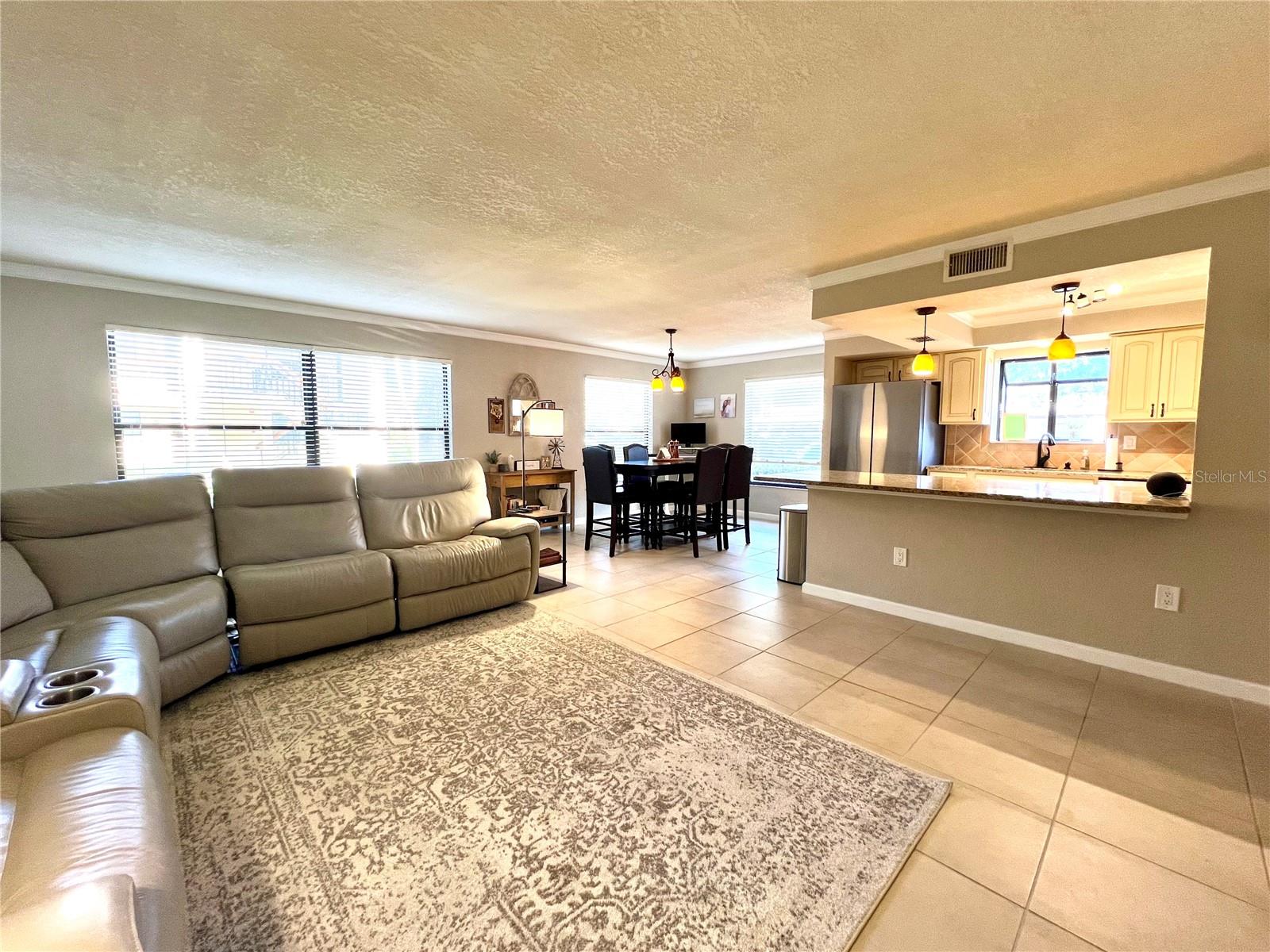 HAMMOCK PINE VILLAGE - Residential Lease