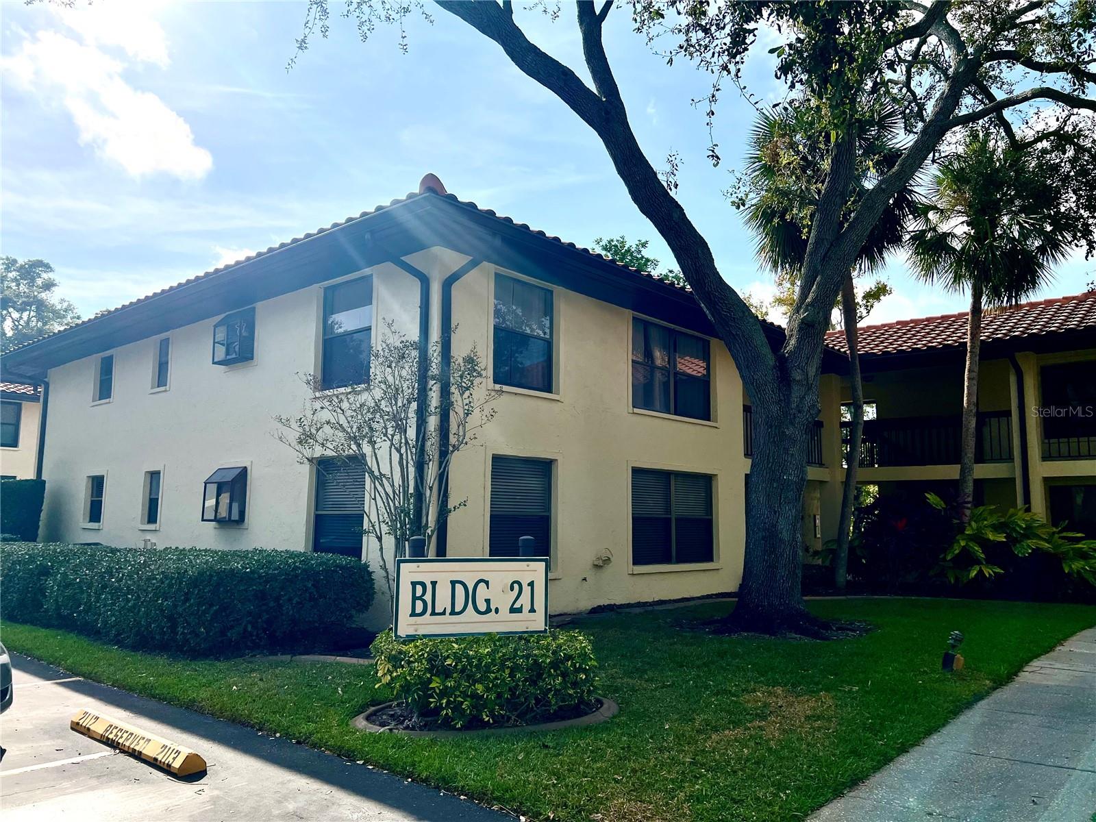 HAMMOCK PINE VILLAGE - Residential Lease