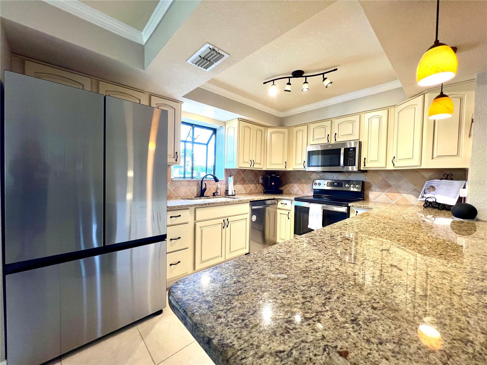 HAMMOCK PINE VILLAGE - Residential Lease