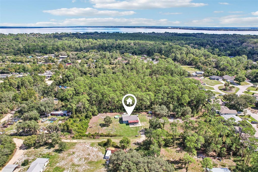 Photo of 33510 Western Ave, Leesburg, FL 34788 (MLS # O6449578)