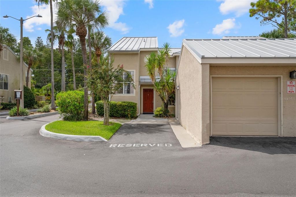 Photo of 13010 Lorna Place, Tampa, FL 33618 (MLS # TB8431985)