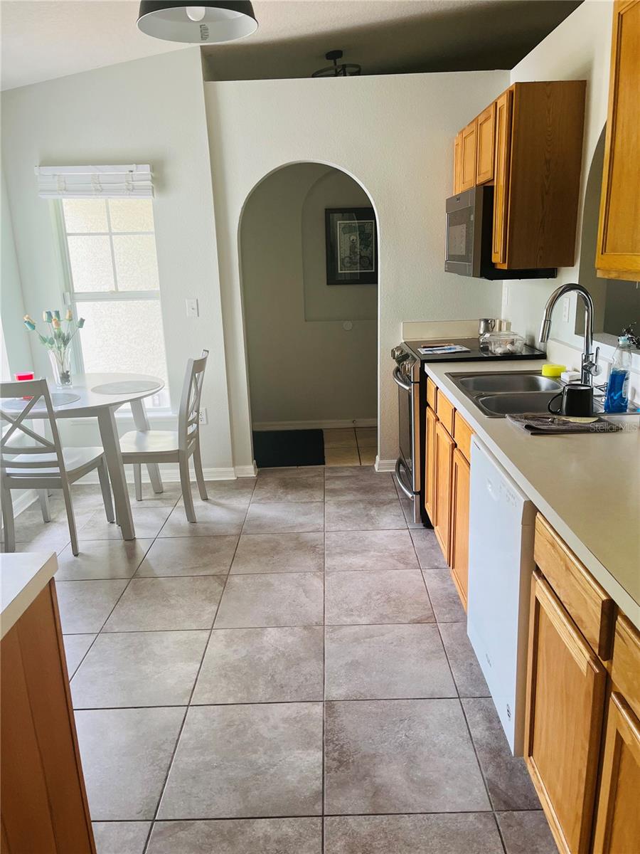 PORT CHARLOTTE SUB 07 - Residential Lease