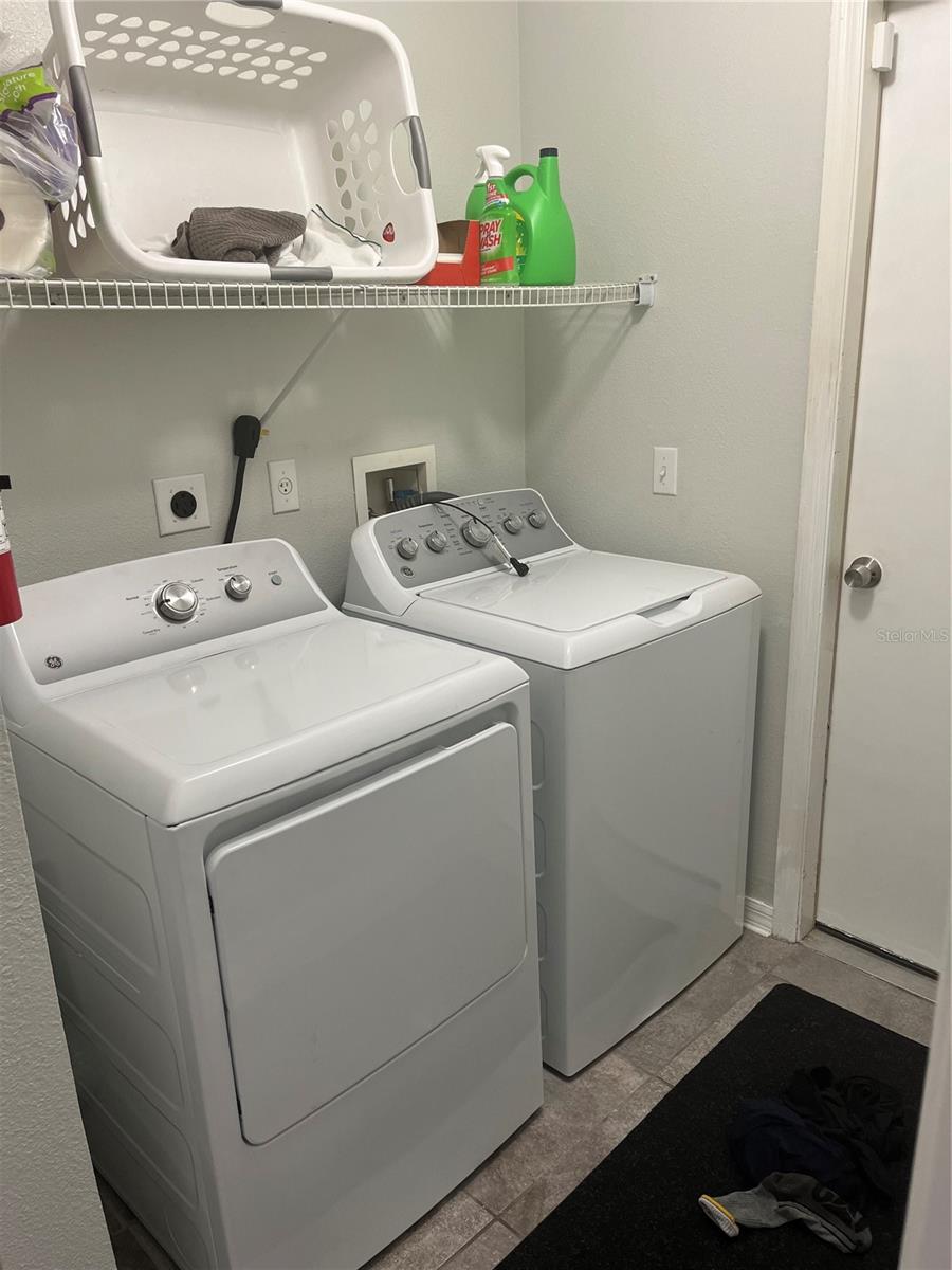 PORT CHARLOTTE SUB 07 - Residential Lease