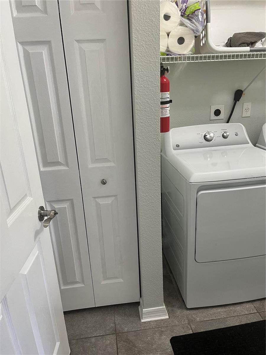 PORT CHARLOTTE SUB 07 - Residential Lease