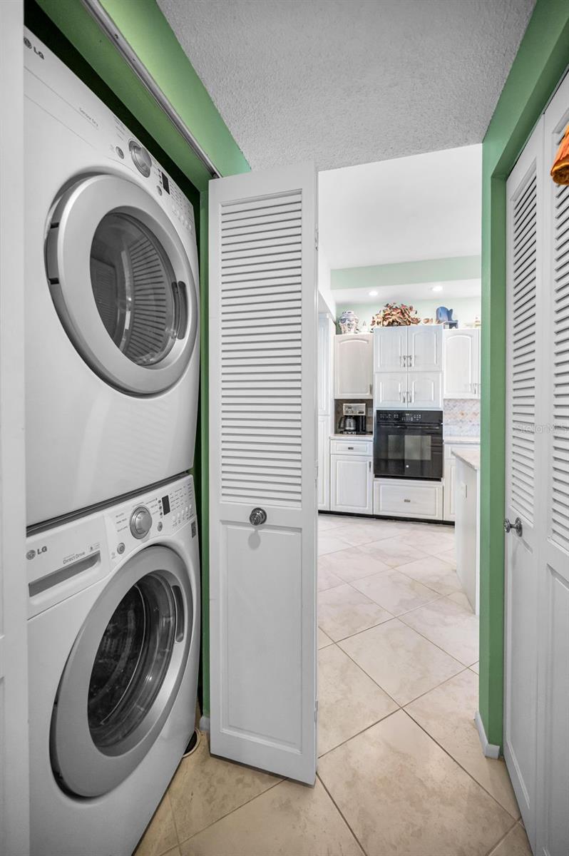 HARBOURSIDE CONDO - Residential