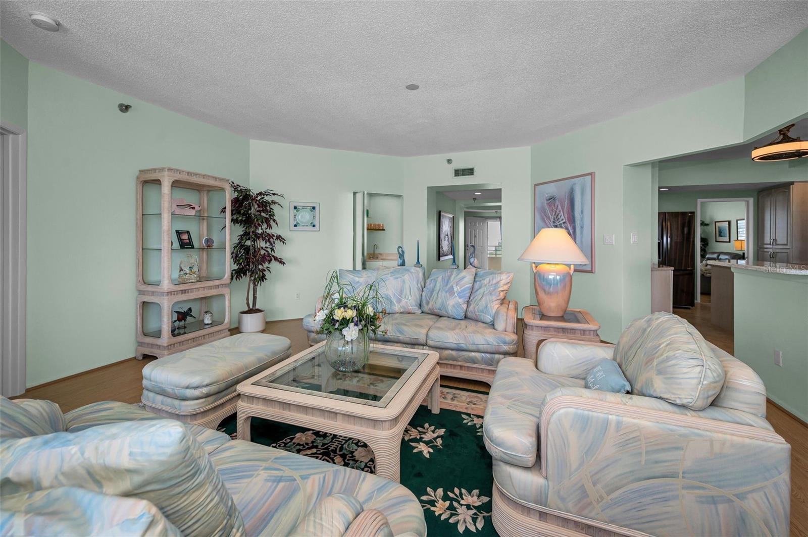 HARBOURSIDE CONDO - Residential