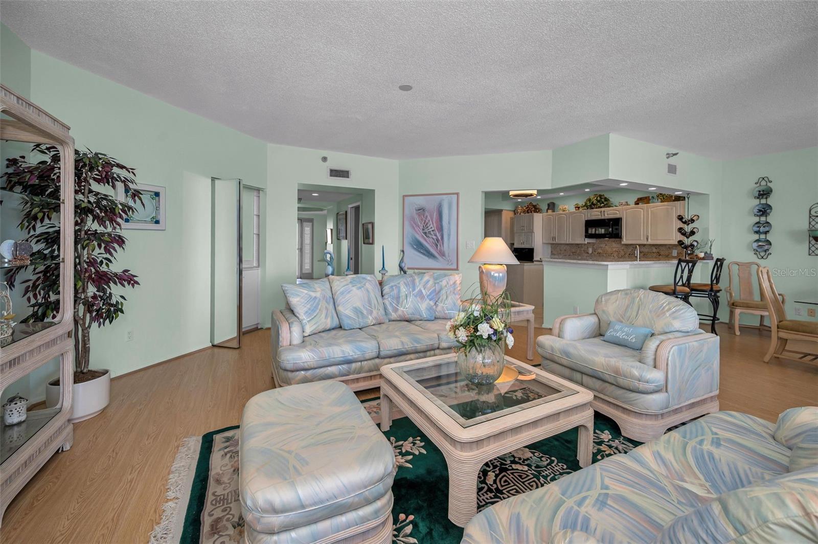 HARBOURSIDE CONDO - Residential