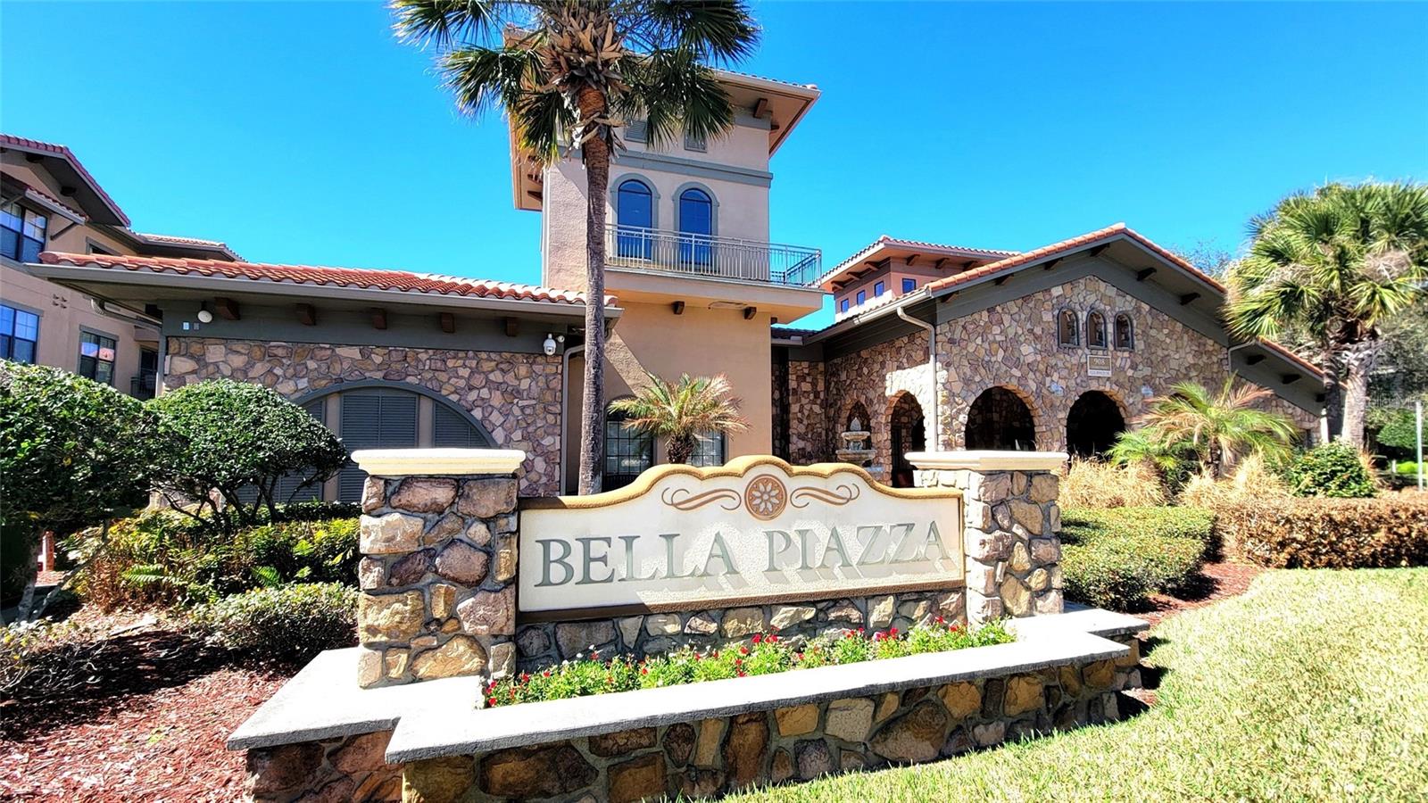 BELLA PIAZZA - Residential