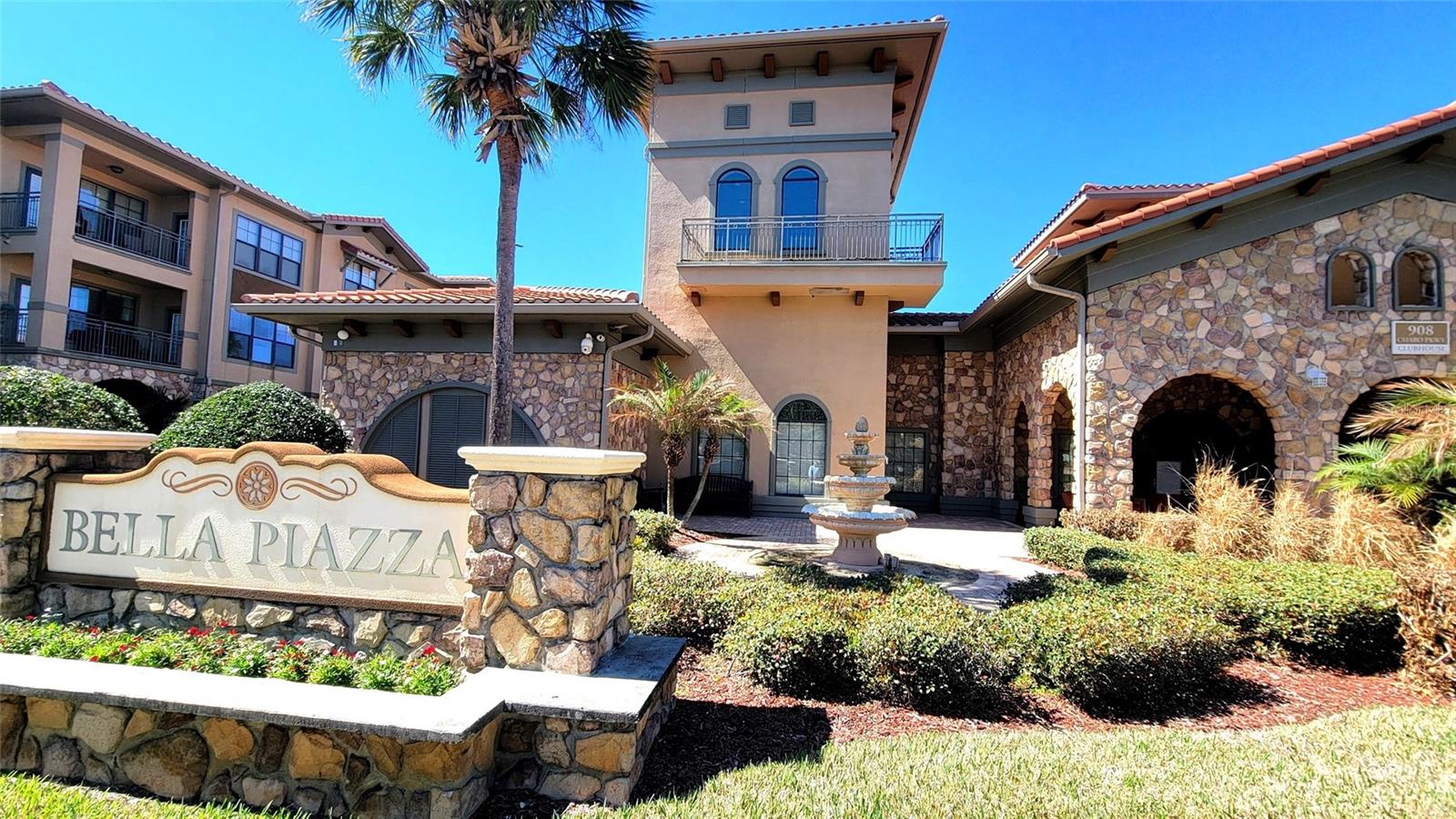 BELLA PIAZZA - Residential