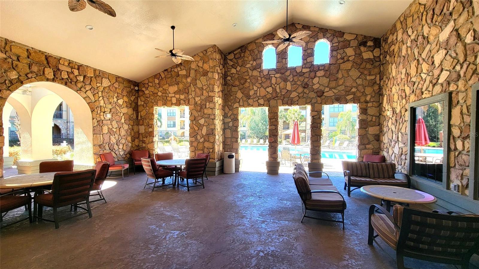 BELLA PIAZZA - Residential