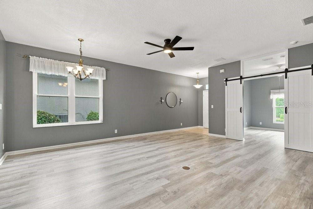 109 WETHERSFIELD CT
