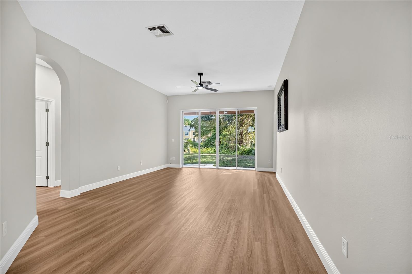 CARILLON TR 301 AT - Residential