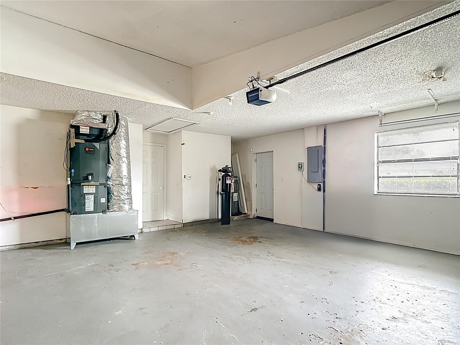 RAINBOW FARMS - Residential