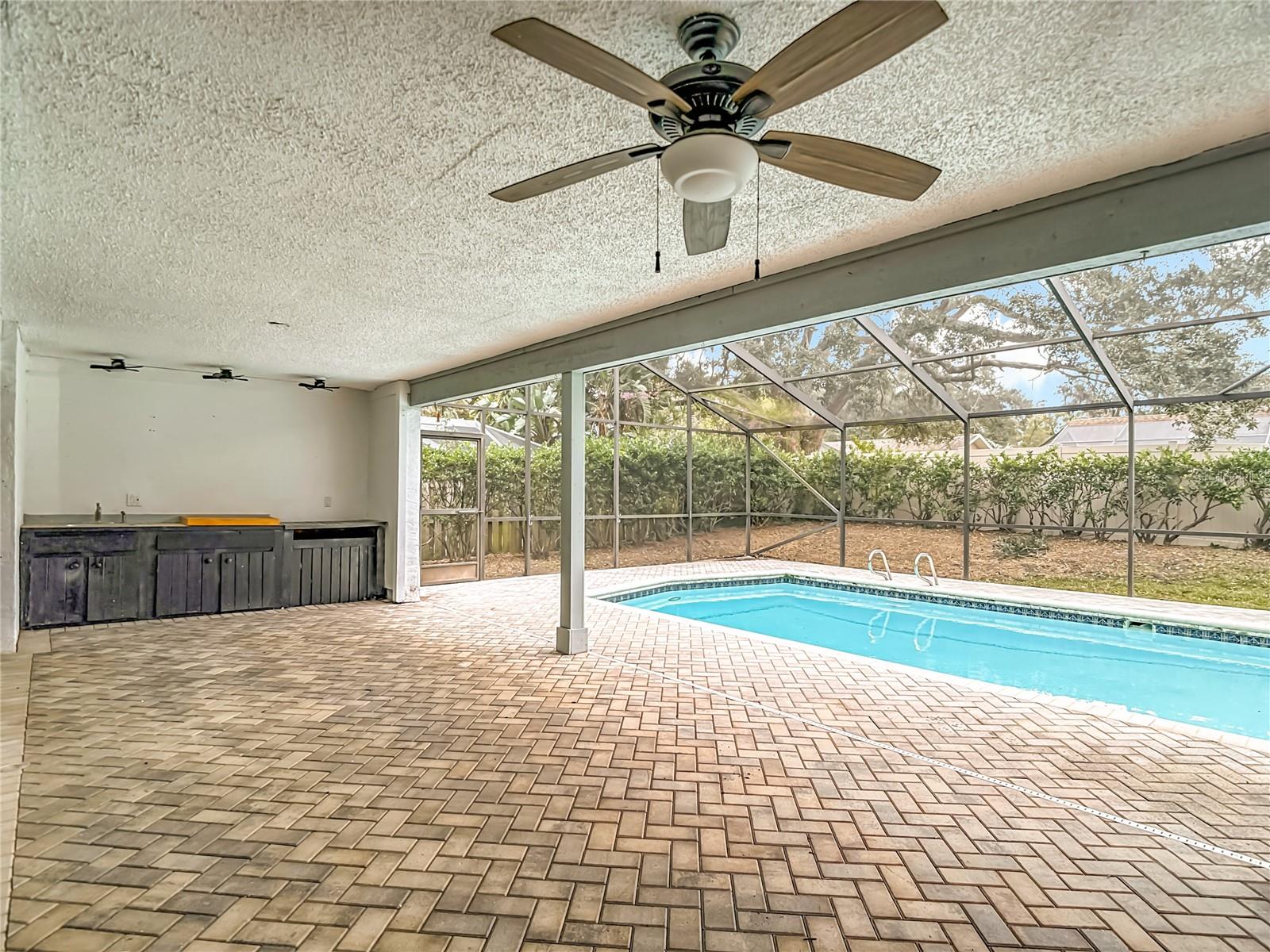 RAINBOW FARMS - Residential