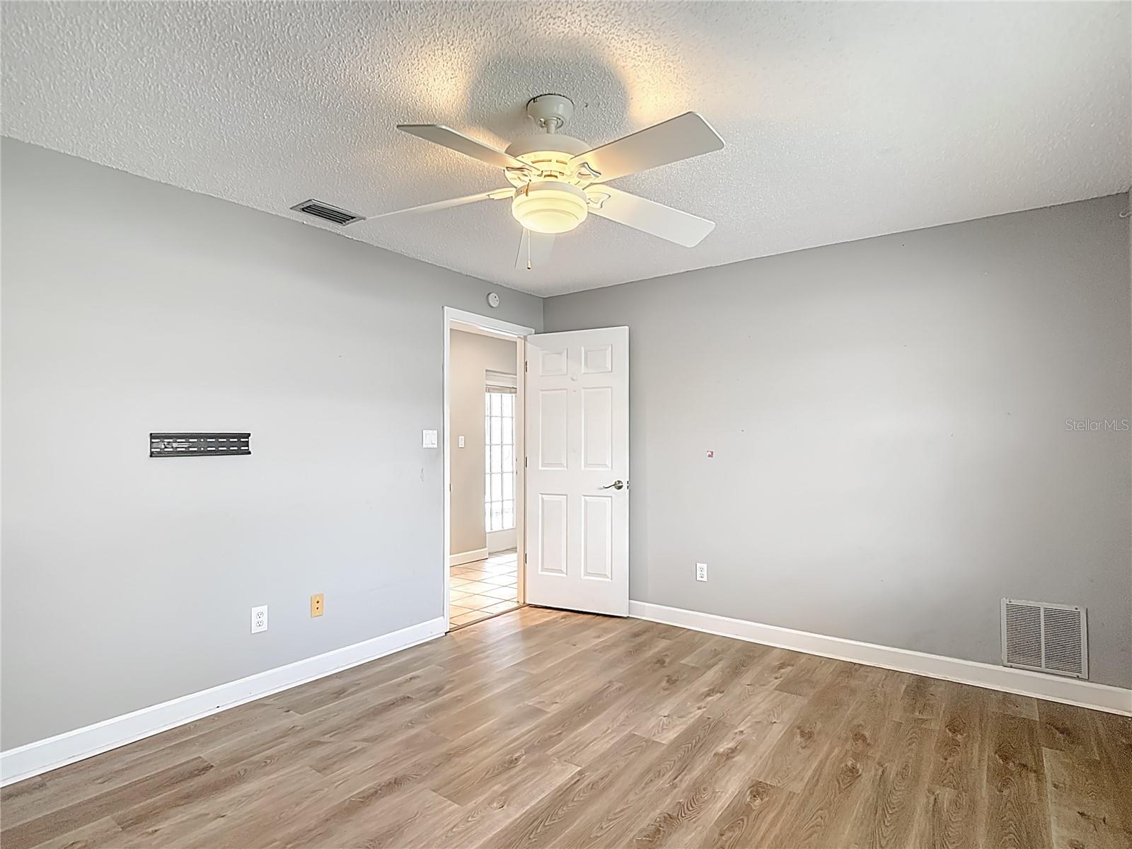 RAINBOW FARMS - Residential