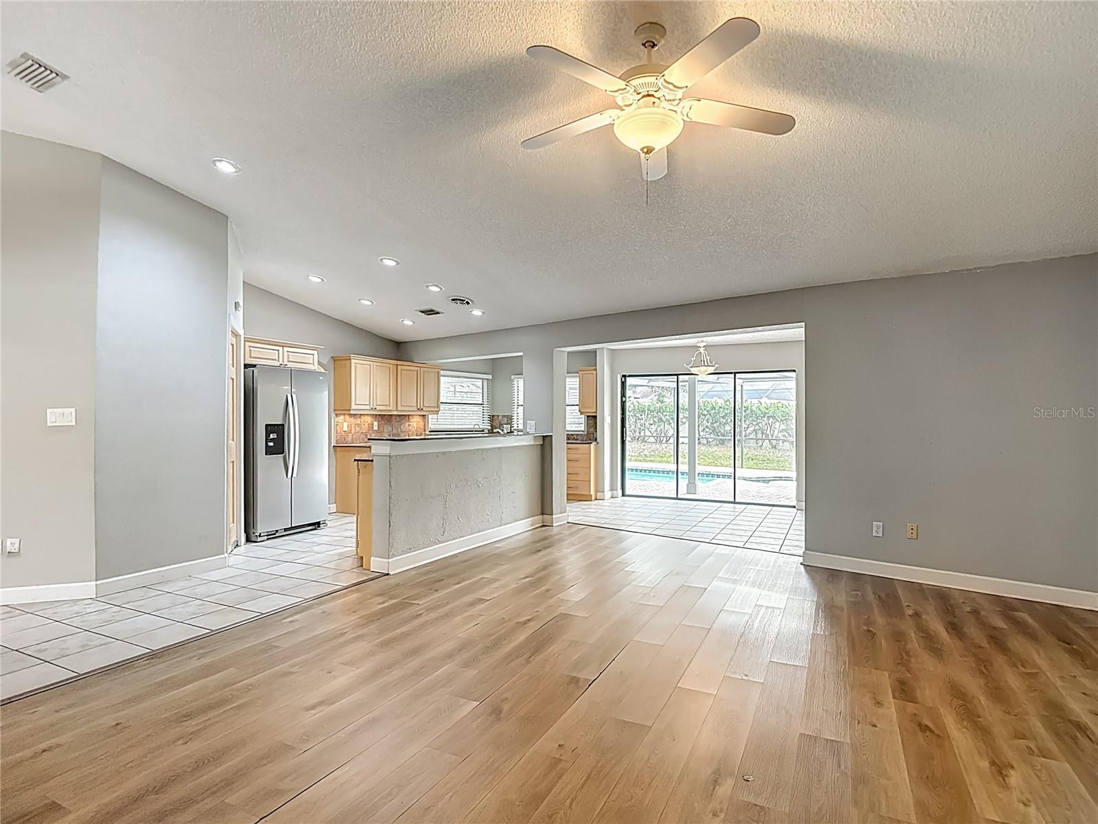 RAINBOW FARMS - Residential