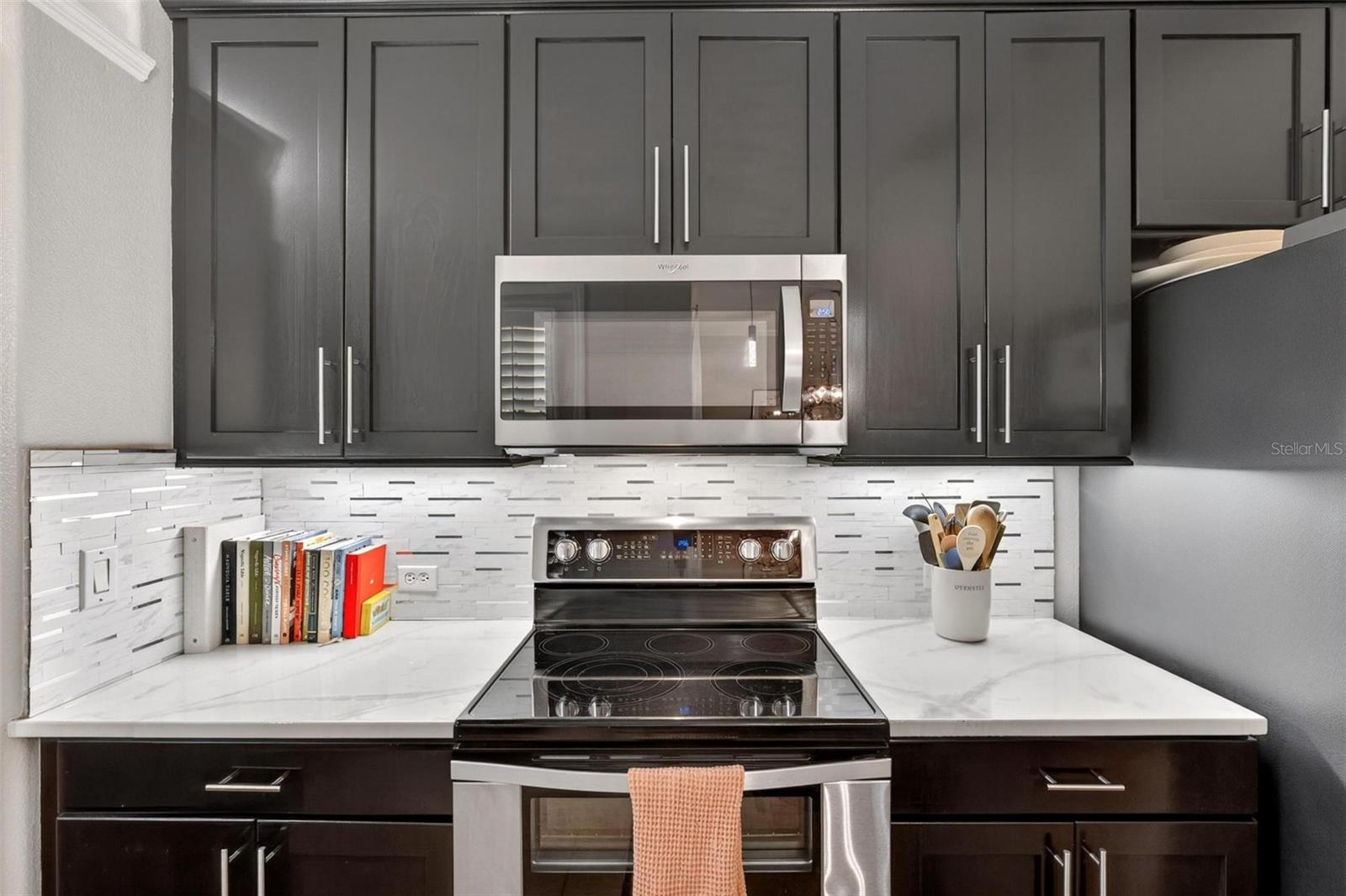 ENCLAVE AT MAITLAND - Residential