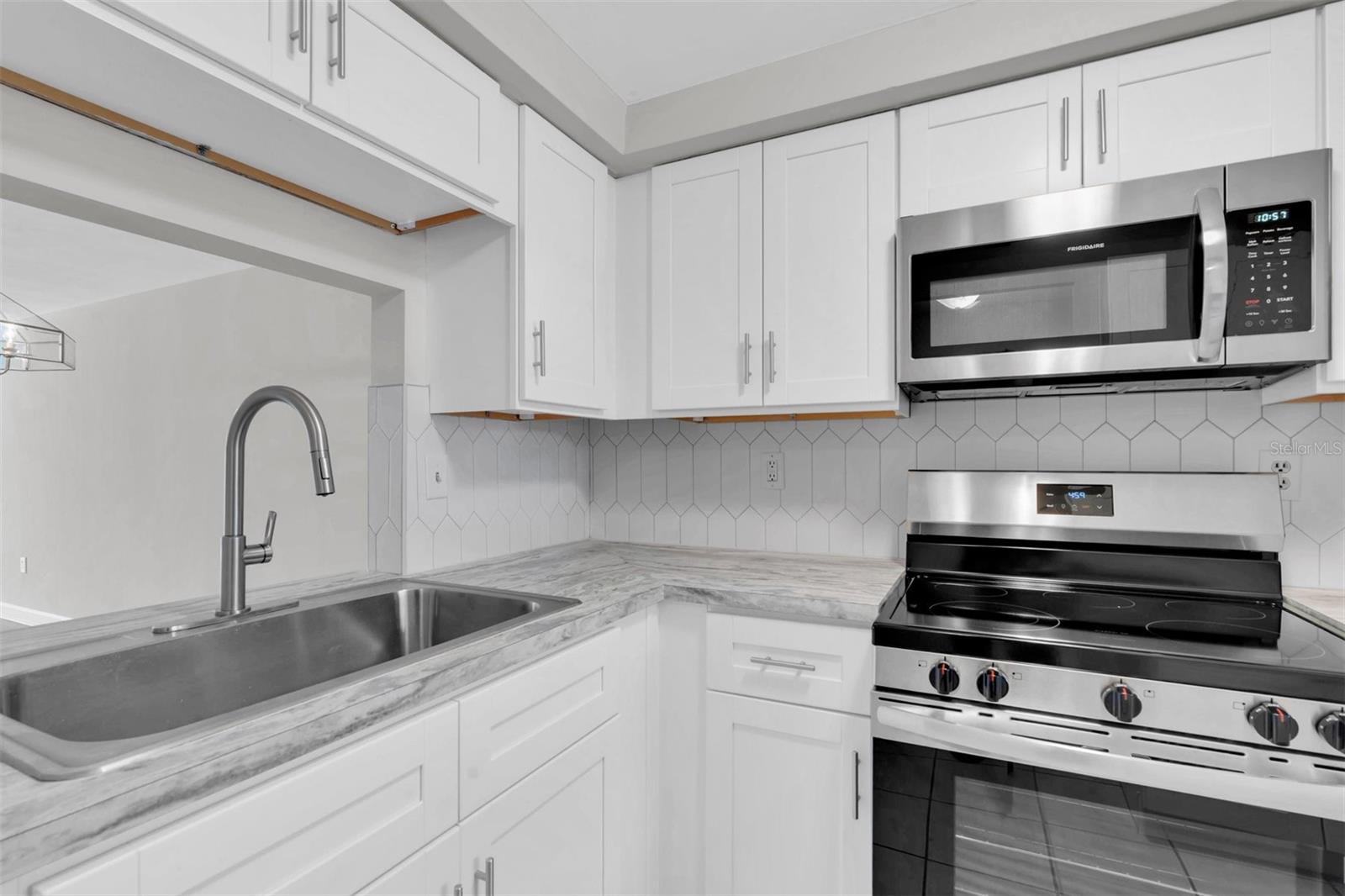 GARDENS BEACON SQUARE - Residential