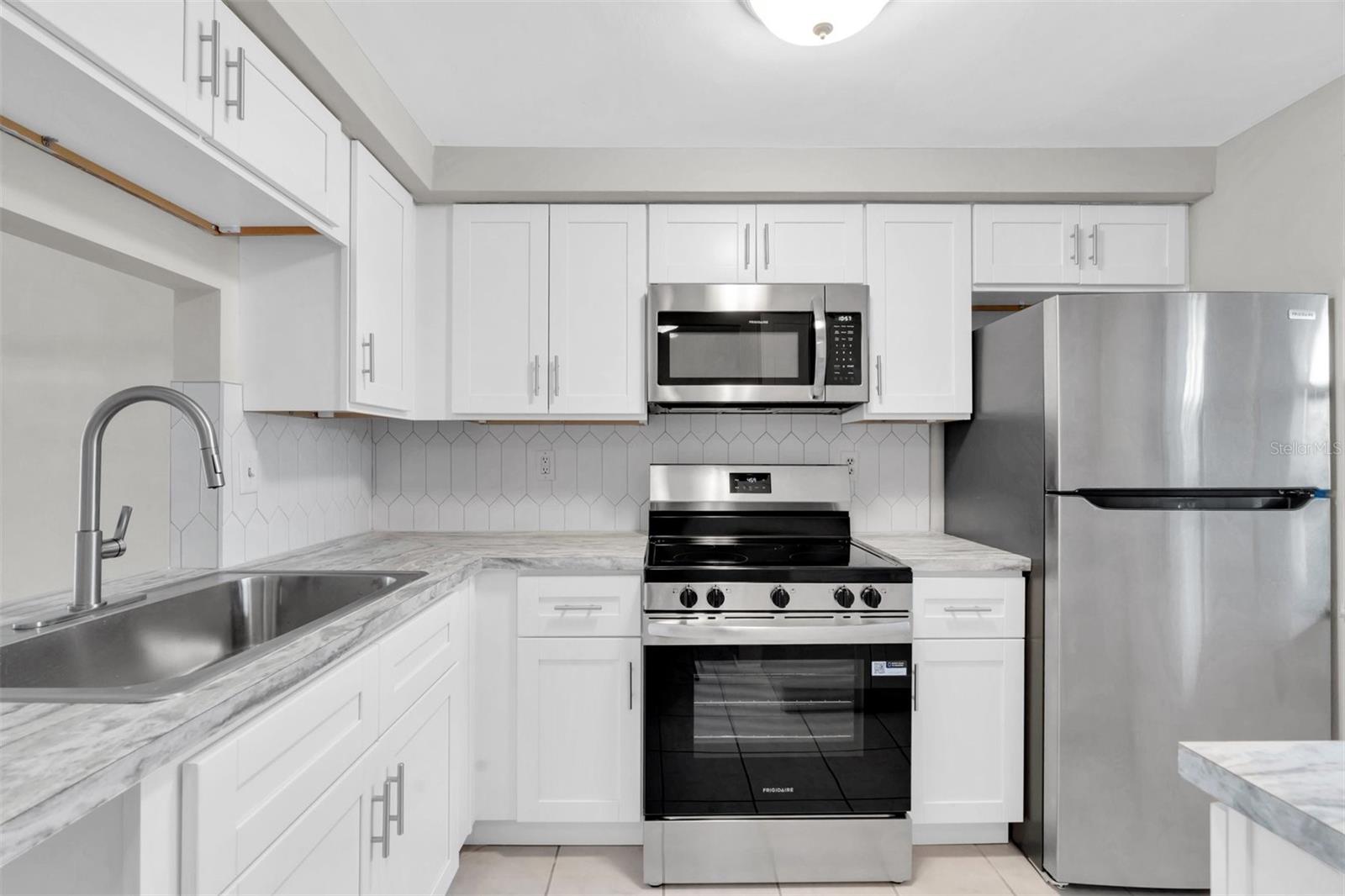 GARDENS BEACON SQUARE - Residential