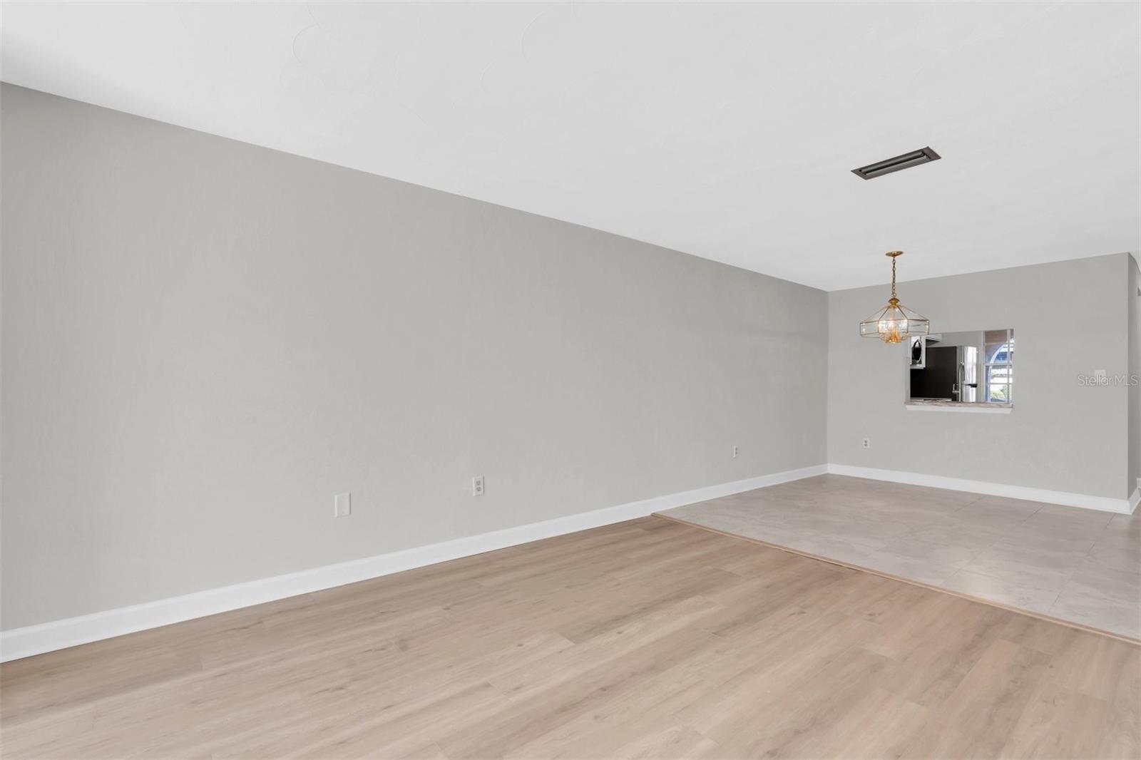 GARDENS BEACON SQUARE - Residential