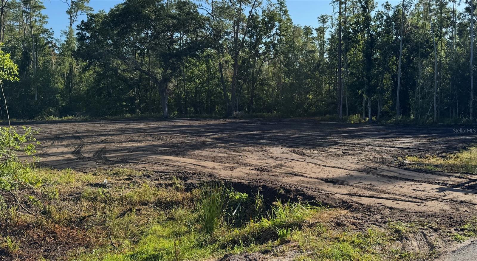 WOODS RANCHING TRACTS - Land