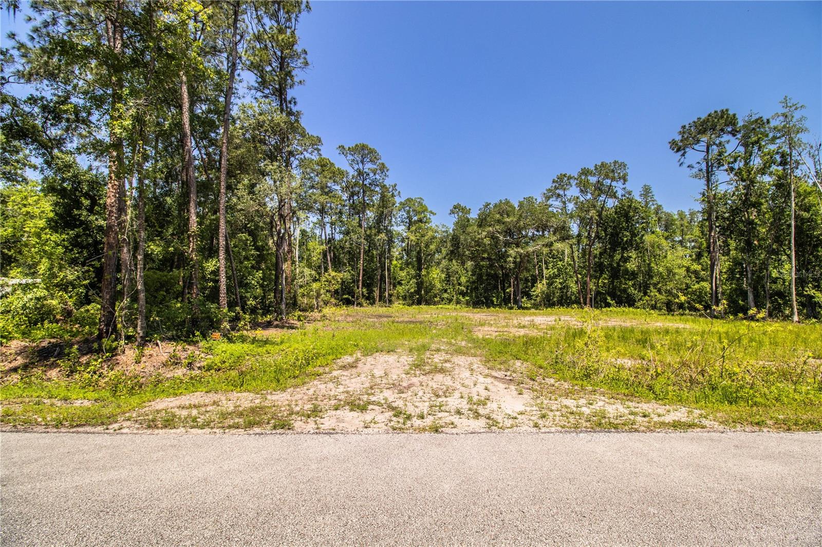 WOODS RANCHING TRACTS - Land