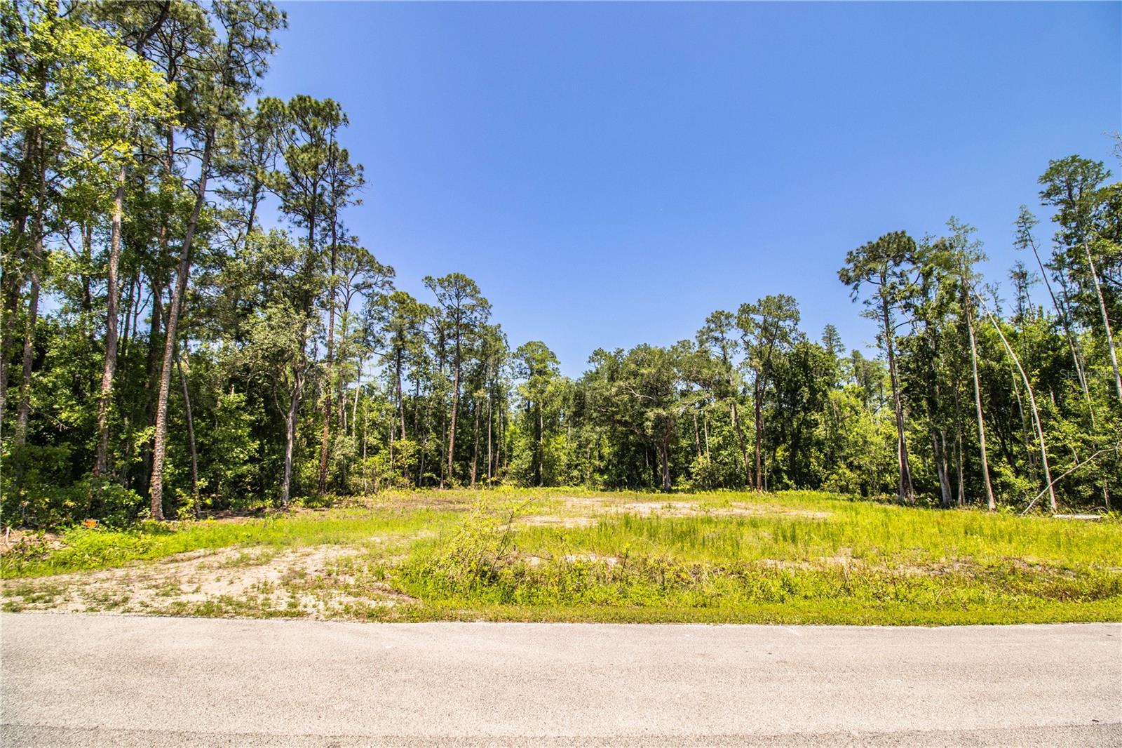 WOODS RANCHING TRACTS - Land