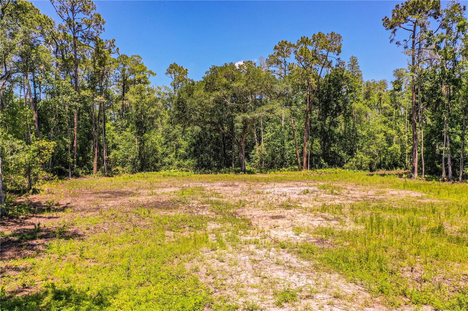 WOODS RANCHING TRACTS - Land