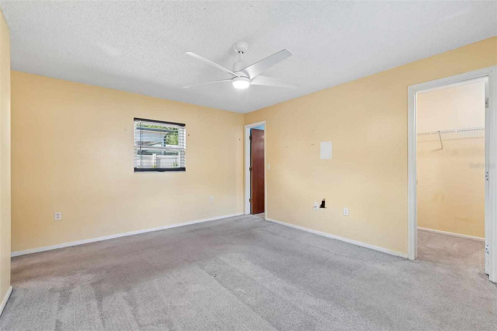 RIVER BLUFFS - Residential