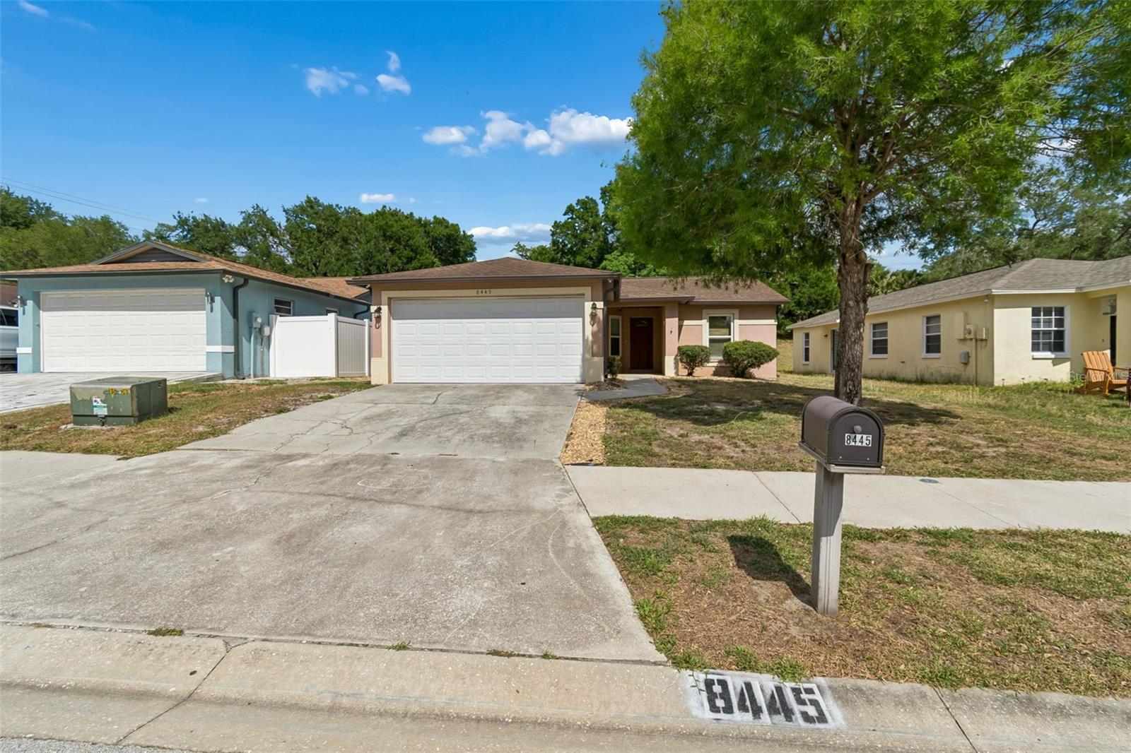 RIVER BLUFFS - Residential