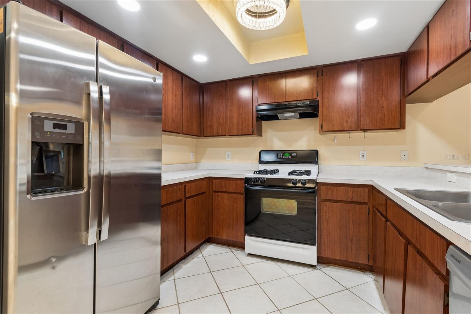 RIVER BLUFFS - Residential