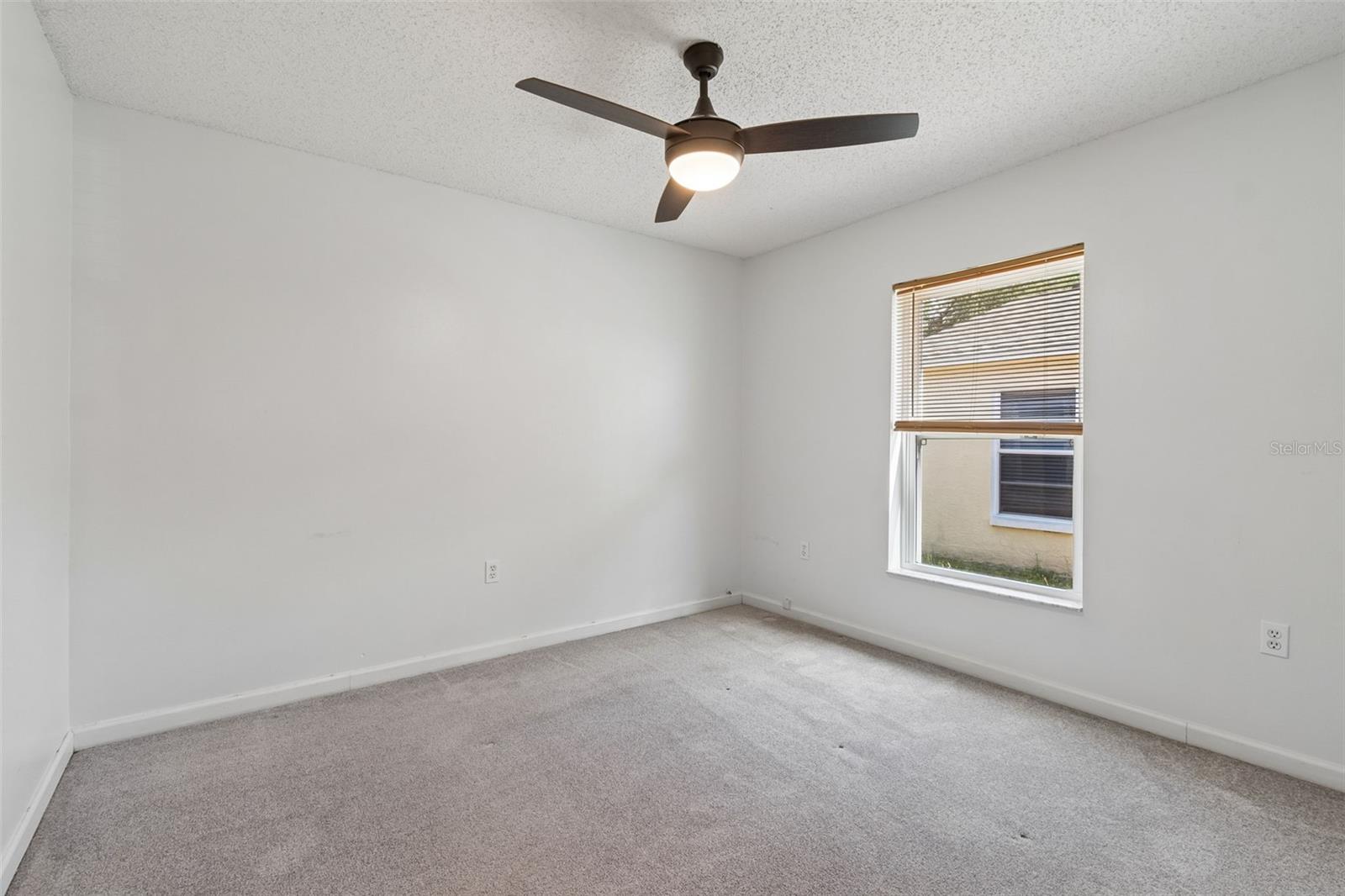 RIVER BLUFFS - Residential