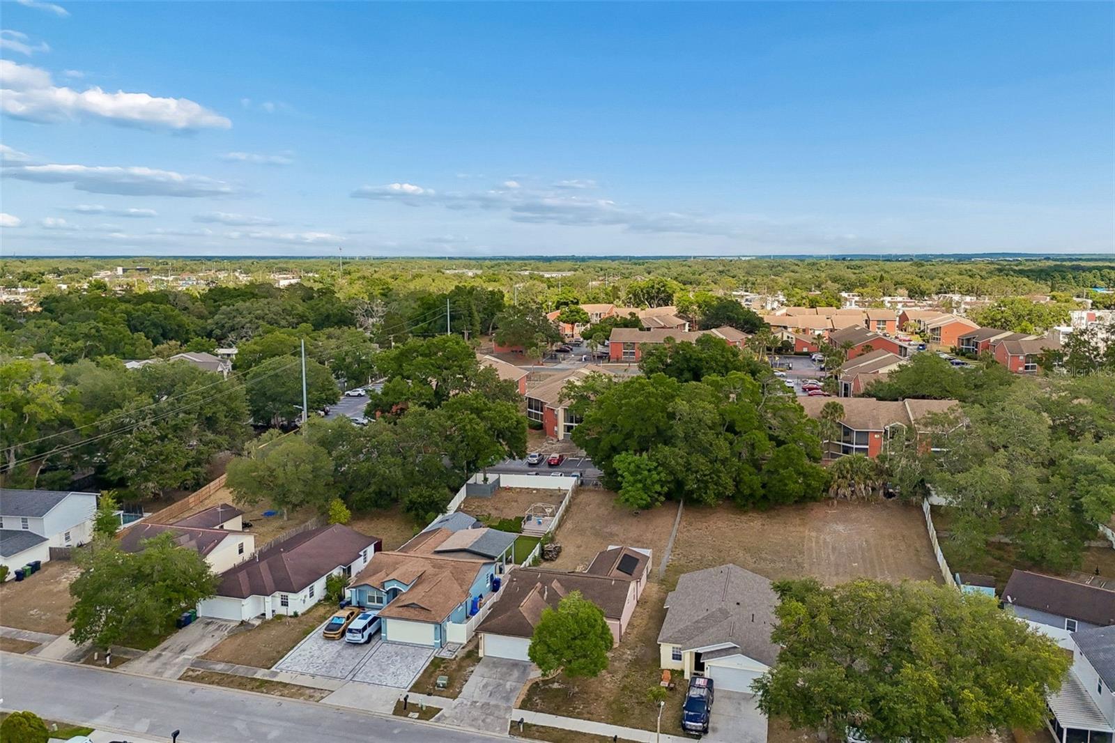 RIVER BLUFFS - Residential