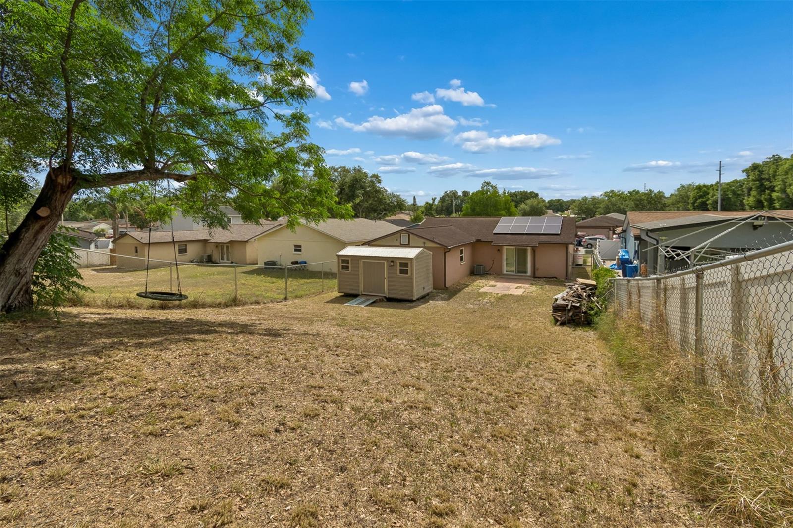RIVER BLUFFS - Residential