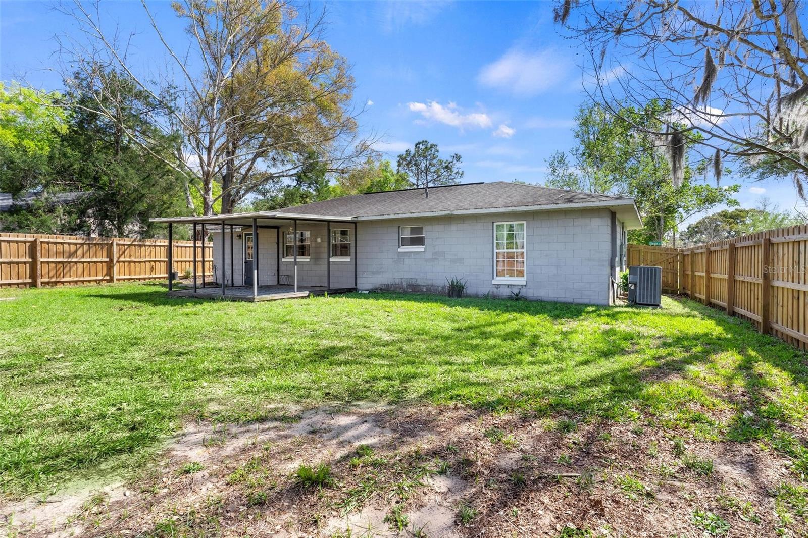 TAVARES WOODLEA SUB - Residential