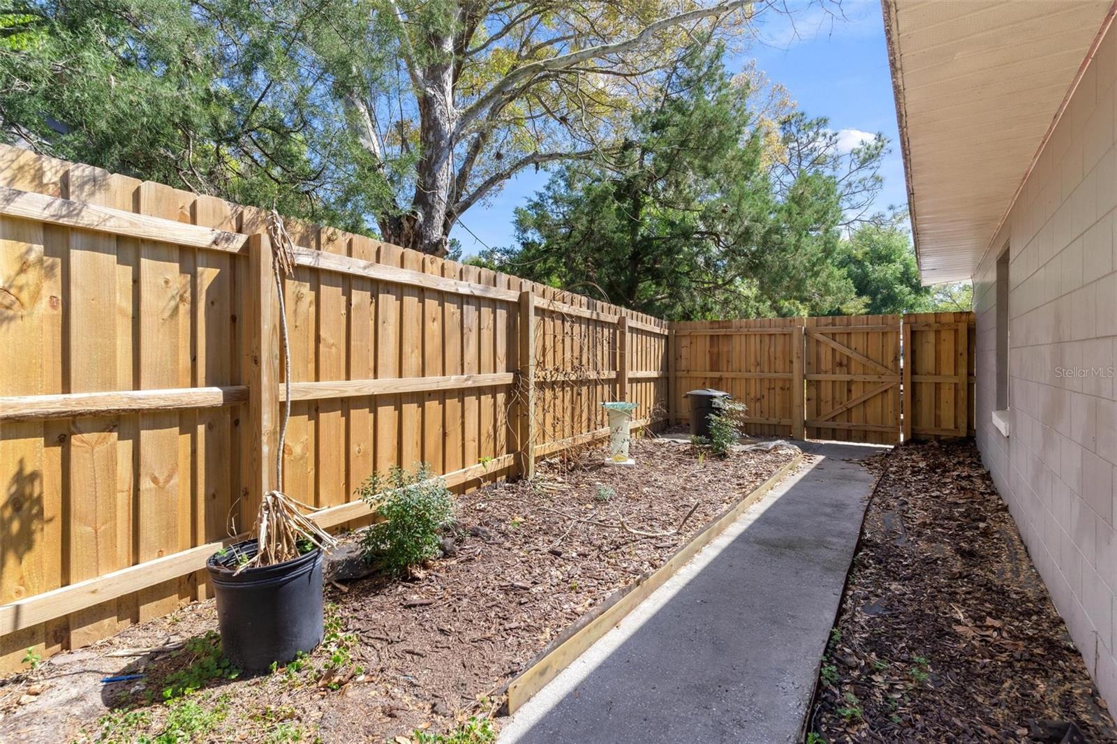 TAVARES WOODLEA SUB - Residential