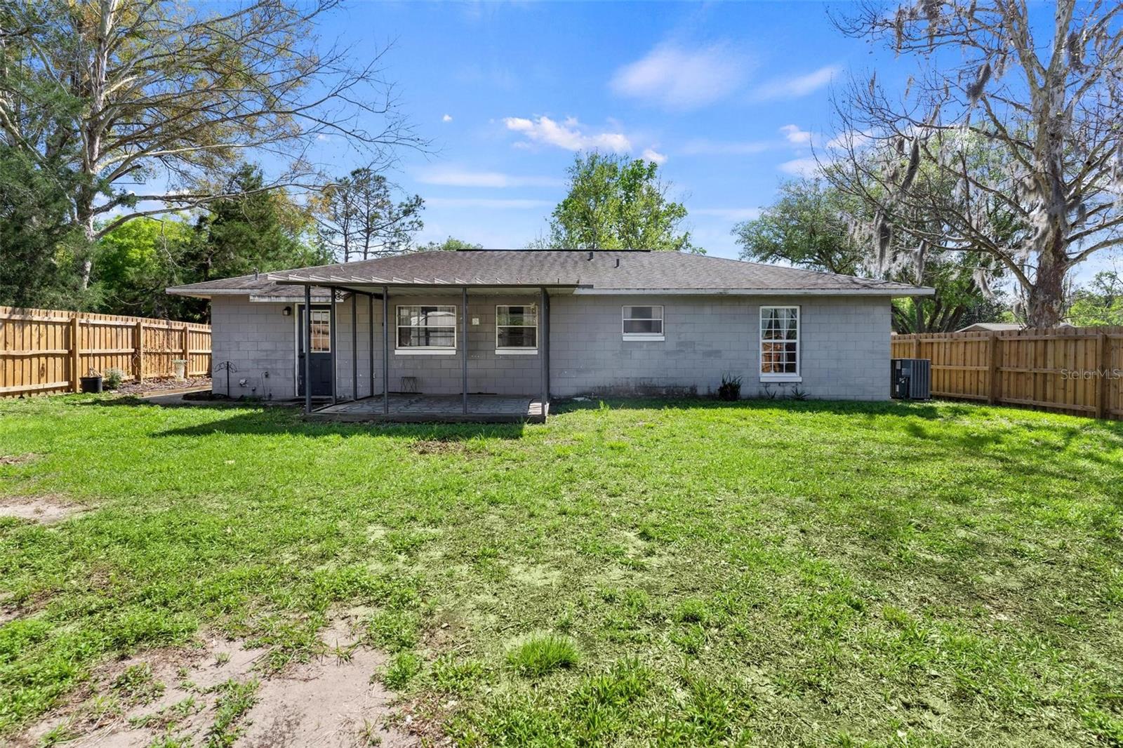 TAVARES WOODLEA SUB - Residential